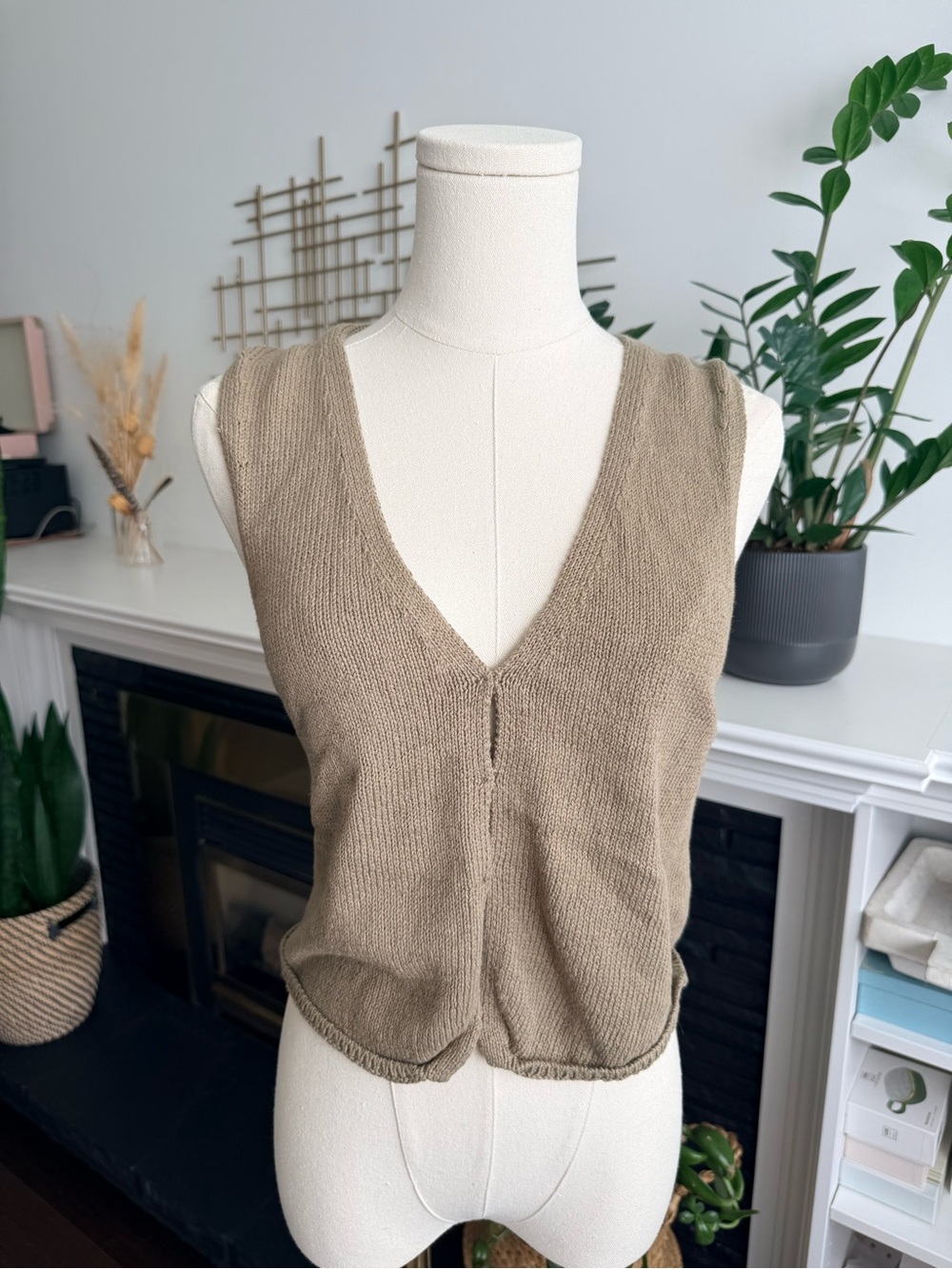 Wilfred basque sweater vest